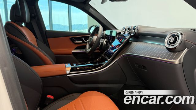 Mercedes-Benz GLC-Class 2026 — photo 17