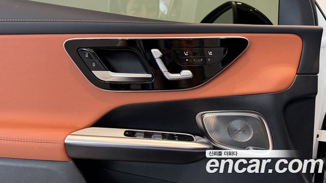 Mercedes-Benz GLC-Class 2026 — photo 20