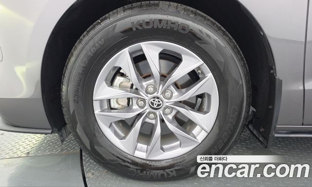 Toyota Sienna 2024 — photo 5