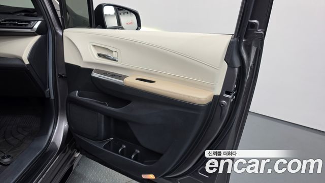Toyota Sienna 2024 — photo 14