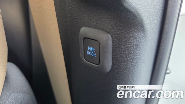 Toyota Sienna 2024 — photo 31
