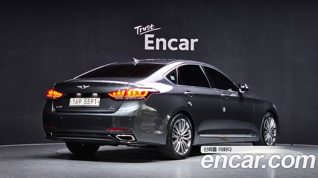 Genesis G80 2018 — photo 2