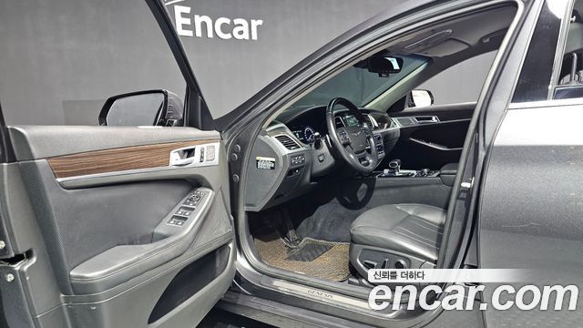 Genesis G80 2018 — photo 10