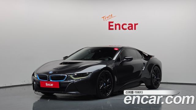 BMW i8 2015 — photo 1