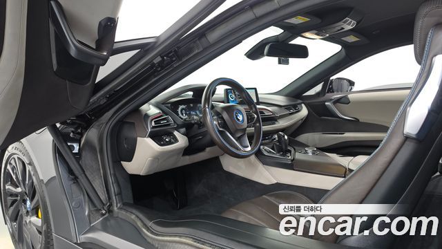 BMW i8 2015 — photo 10