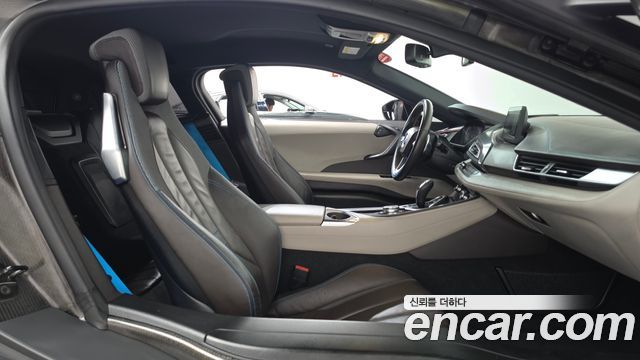 BMW i8 2015 — photo 11