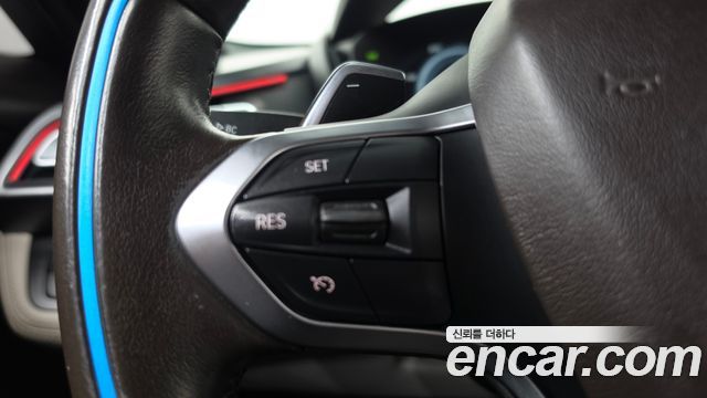 BMW i8 2015 — photo 18