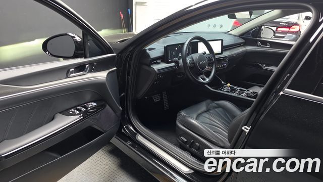 Kia K5 2025 — photo 10