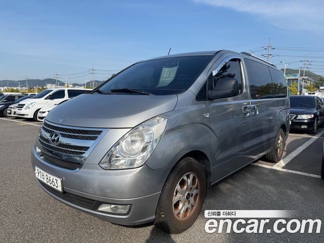 Hyundai Starex 2012 — photo 2