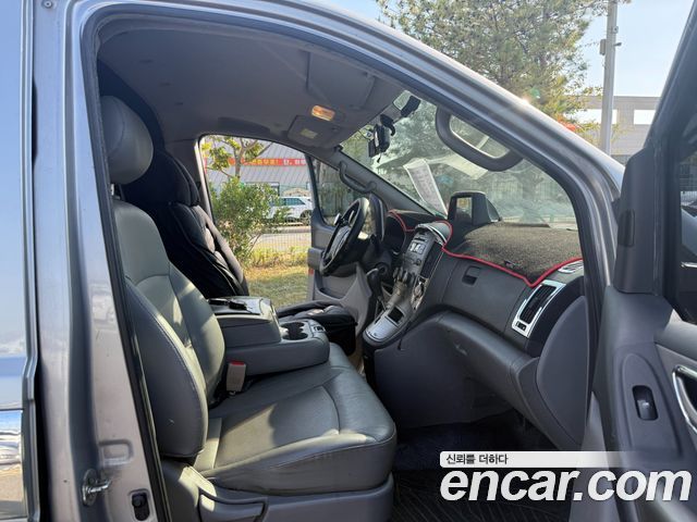 Hyundai Starex 2012 — photo 14