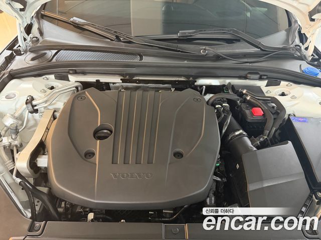 Volvo V90 2025 — photo 6