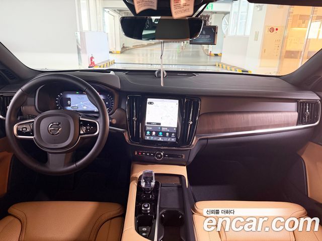 Volvo V90 2025 — photo 7