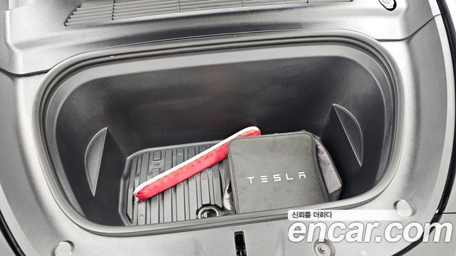 Tesla Model Y 2022 — photo 6