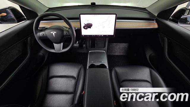 Tesla Model Y 2022 — photo 10