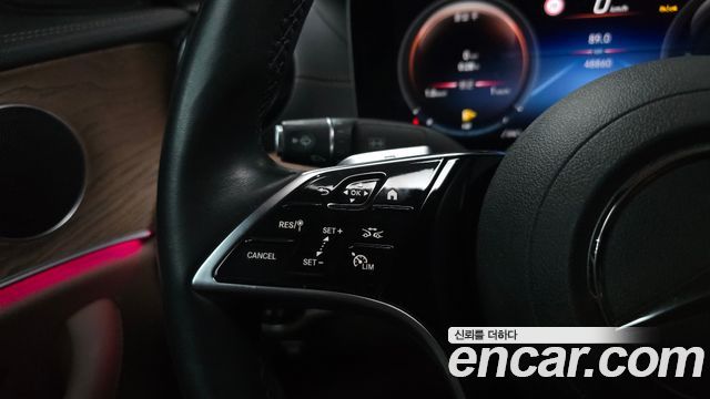 Mercedes-Benz E-Class 2022 — photo 31