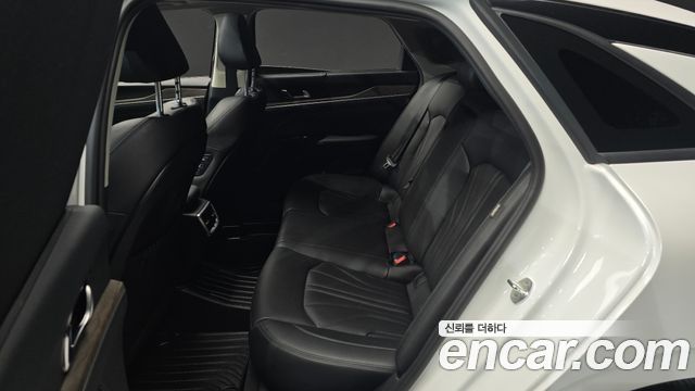 Kia K5 2022 — photo 12