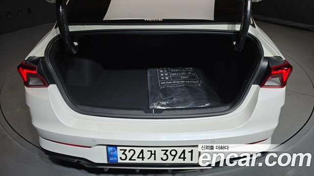 Kia K5 2022 — photo 20