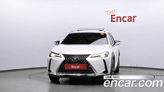Lexus UX 2019 — photo 3
