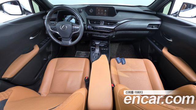 Lexus UX 2019 — photo 7