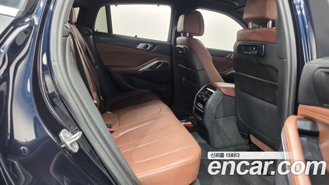 BMW X6 2022 — photo 17