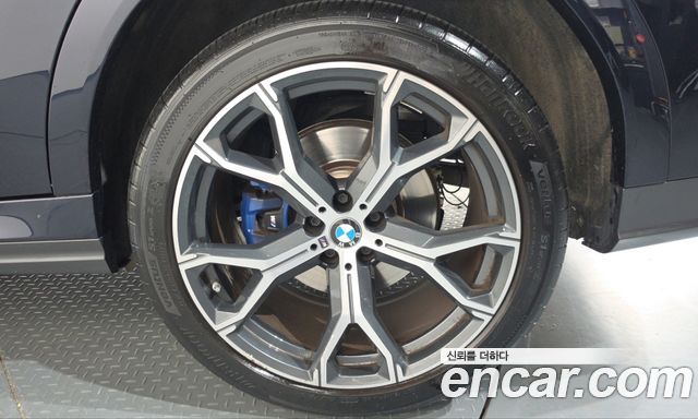 BMW X6 2022 — photo 7