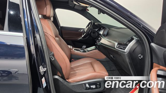 BMW X6 2022 — photo 16