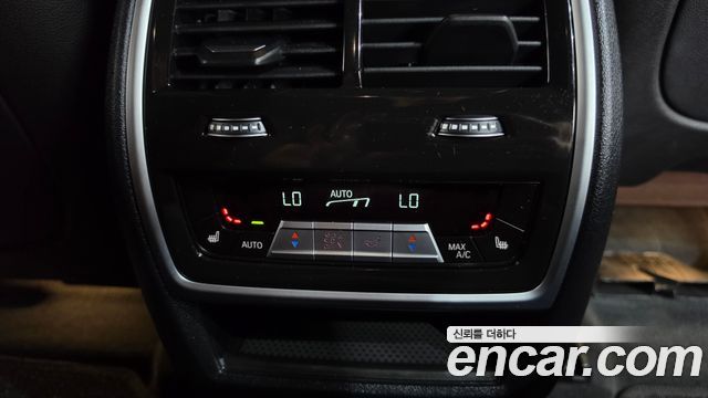 BMW X6 2022 — photo 31