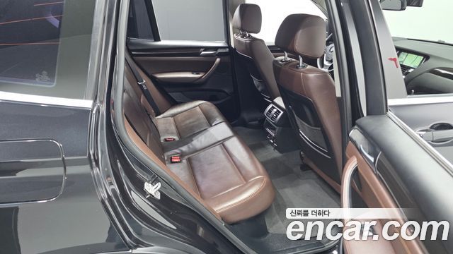 BMW X3 2016 — photo 16