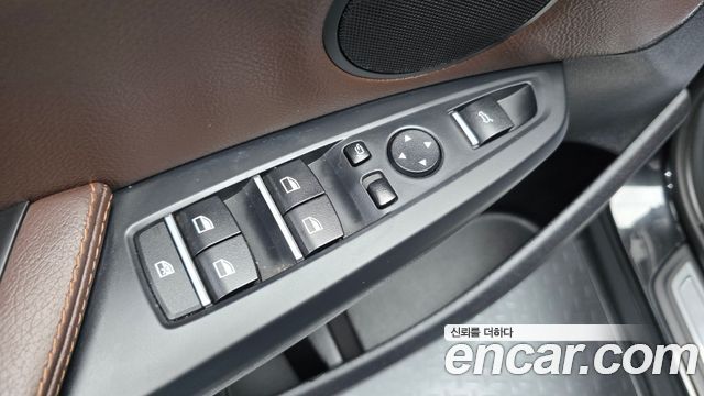 BMW X3 2016 — photo 28
