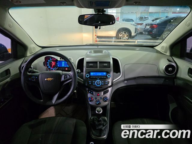 Chevrolet Korea Aveo 2015 — photo 9