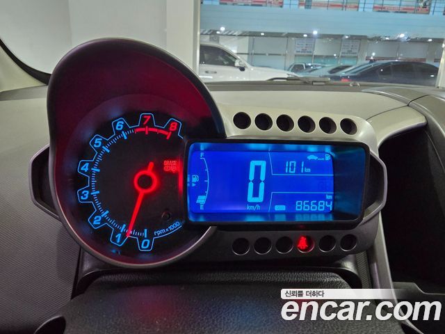 Chevrolet Korea Aveo 2015 — photo 10