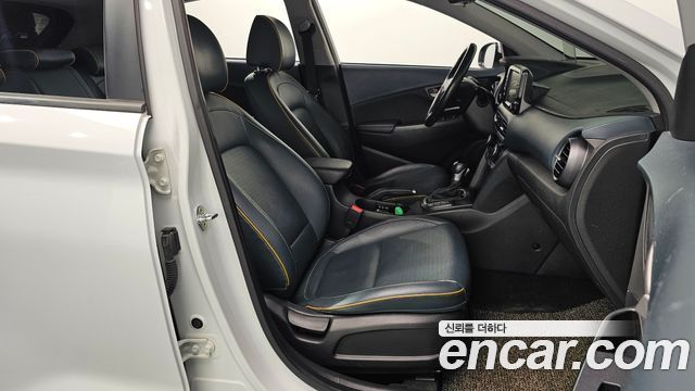 Hyundai Kona 2018 — photo 17