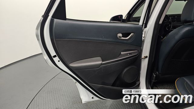 Hyundai Kona 2018 — photo 15