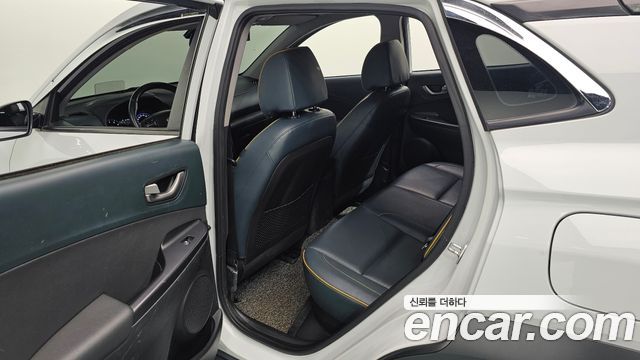Hyundai Kona 2018 — photo 16