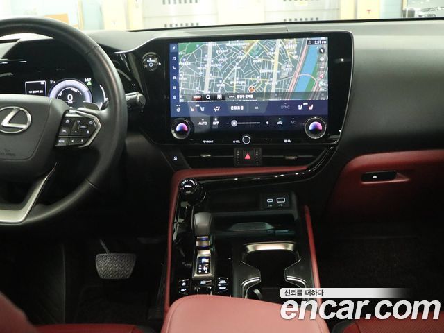 Lexus NX 2025 — photo 7