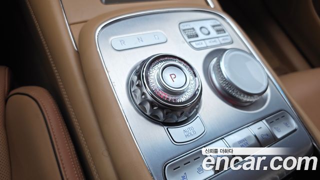 Genesis G90 2022 — photo 12