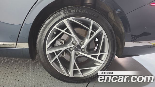 Genesis G90 2022 — photo 7