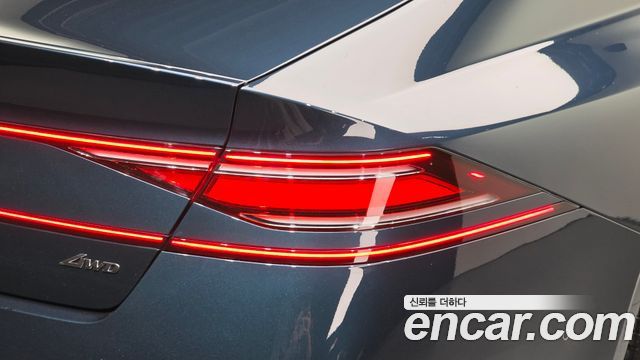 Genesis G90 2022 — photo 9