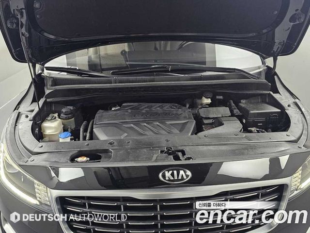 Kia Canival 2019 — photo 6