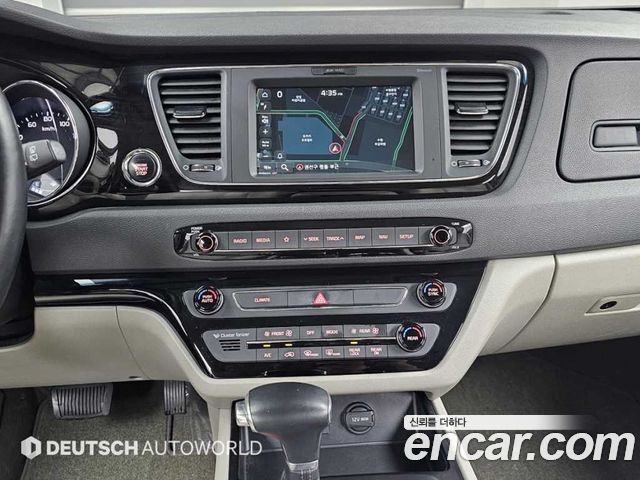 Kia Canival 2019 — photo 14