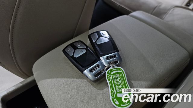 Audi A4 2021 — photo 21