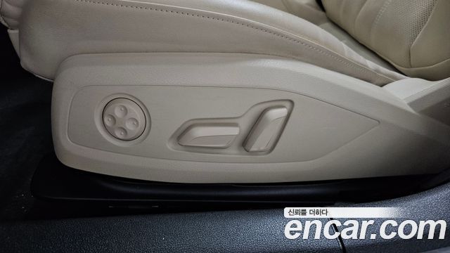 Audi A4 2021 — photo 30