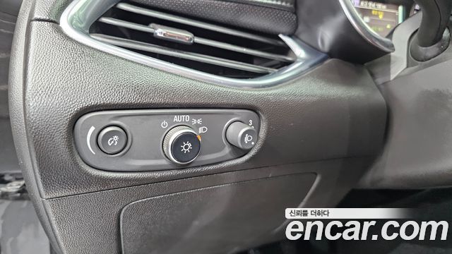 Chevrolet Korea Malibu 2018 — photo 14