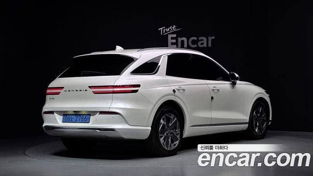 Genesis GV70 2022 — photo 2