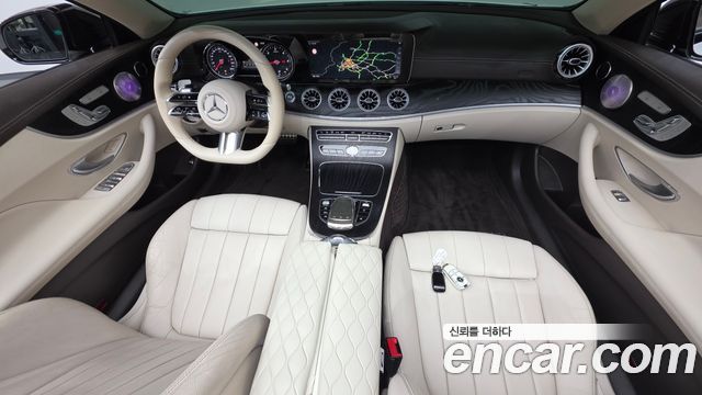 Mercedes-Benz E-Class 2018 — photo 10