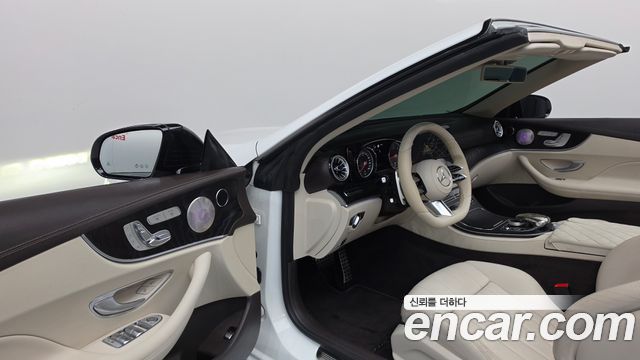 Mercedes-Benz E-Class 2018 — photo 13