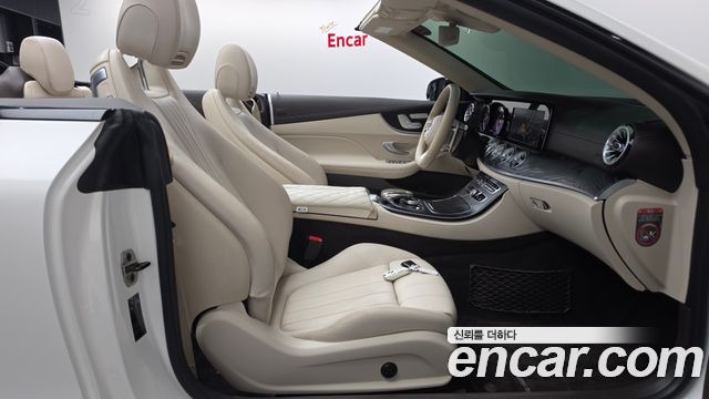 Mercedes-Benz E-Class 2018 — photo 16