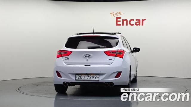 Hyundai i30 2015 — photo 4