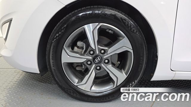 Hyundai i30 2015 — photo 5