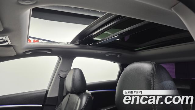 Hyundai i30 2015 — photo 16